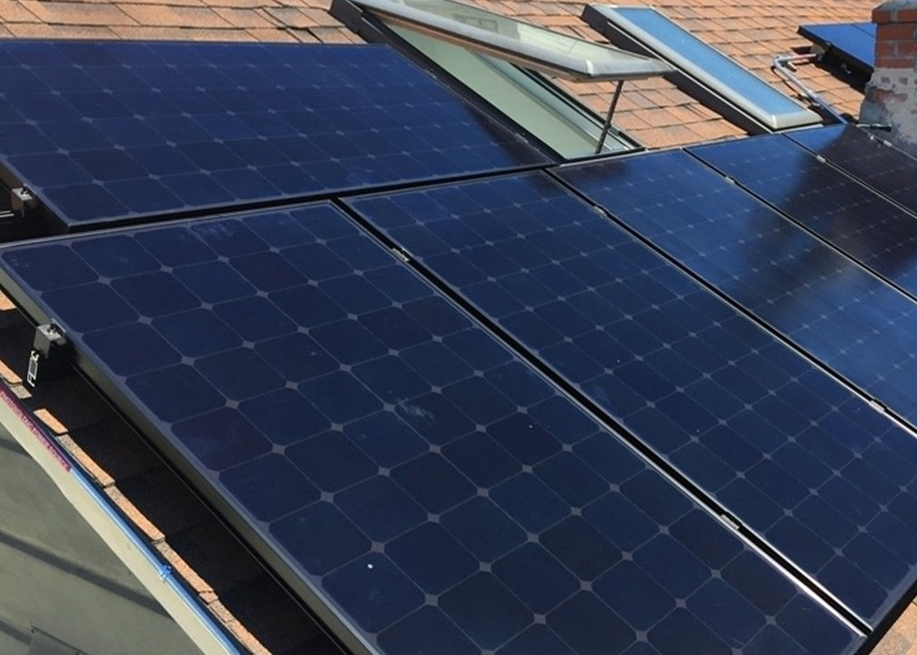 نظام الألواح الشمسية الهجين خارج الشبكة 5KW 10KW 15KW 20KW 30KW 50KW الطاقة الشمسية المنزلية